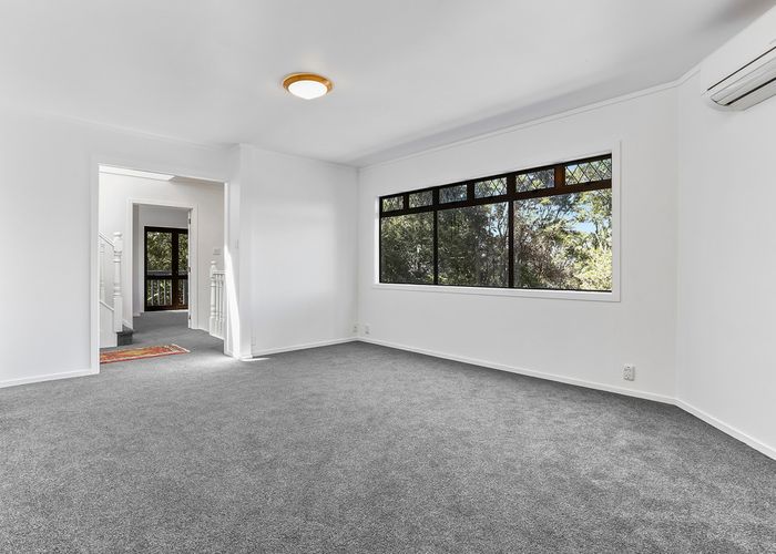  at 10 Arama Avenue, Titirangi, Auckland