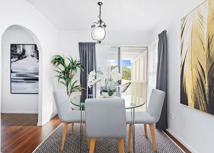  at 24 Preston Avenue, Henderson, Auckland