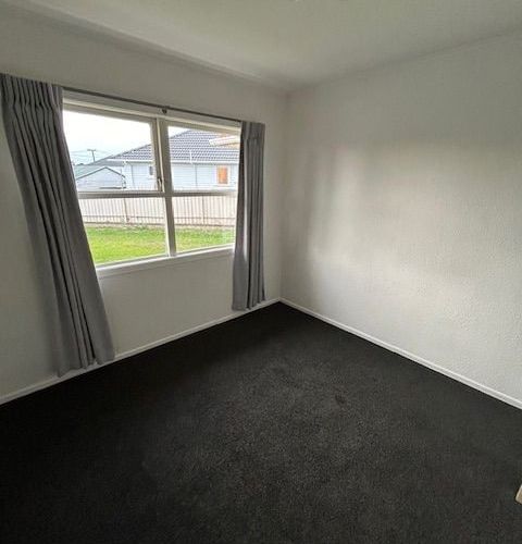  at 4 Nairn Place, Otara, Manukau City, Auckland