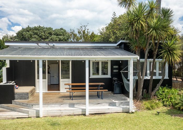  at 5 Manuka Road, Oneroa, Waiheke Island, Auckland