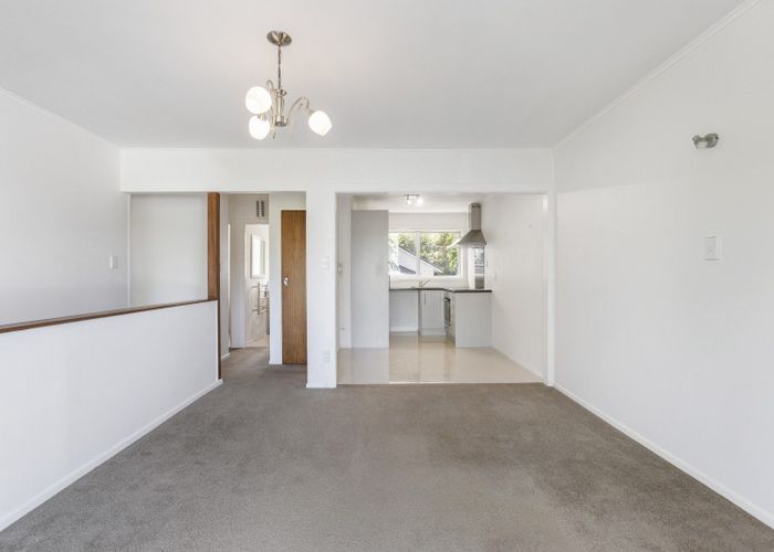  at 2/44 Campbell Road, One Tree Hill, Auckland City, Auckland