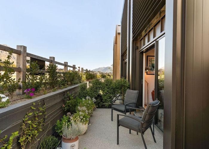  at 33 Ryan Loop, Jacks Point, Queenstown