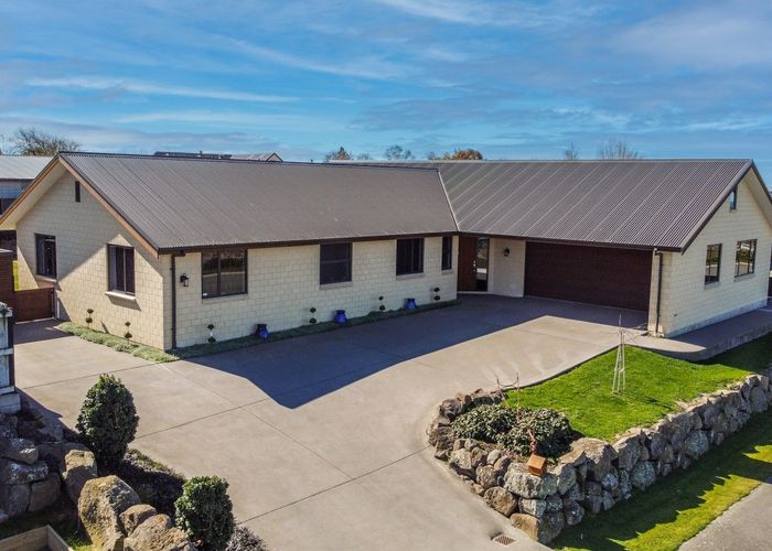 at 10 Meadowstone Street, Gleniti, Timaru