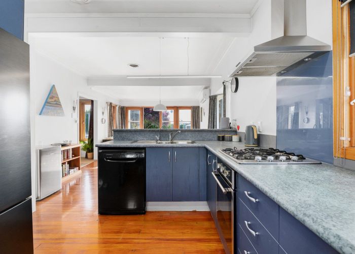  at 19 Bolmuir Road, Forest Lake, Hamilton