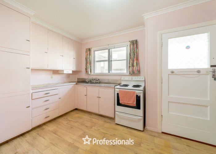  at 2/46 Pine Avenue, Upper Hutt, Upper Hutt, Wellington