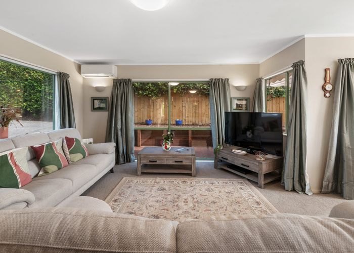  at 2/883 East Coast Road, Northcross, North Shore City, Auckland