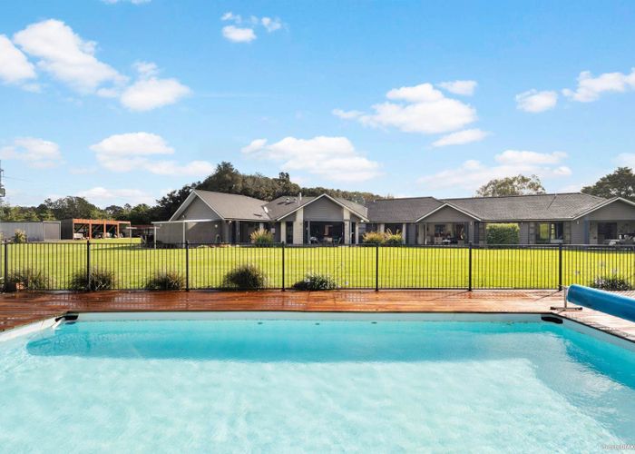  at 1115 Glenbrook Road, Glenbrook, Franklin, Auckland