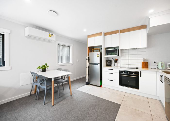  at 2/183 Knighton Road, Hillcrest, Hamilton, Waikato