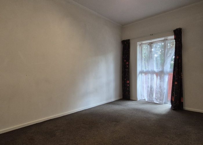  at 1A Lauderdale Road, Birkdale, North Shore City, Auckland