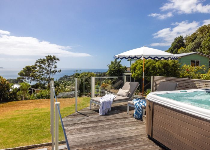  at 14 Giles Rd, Ostend, Waiheke Island, Auckland