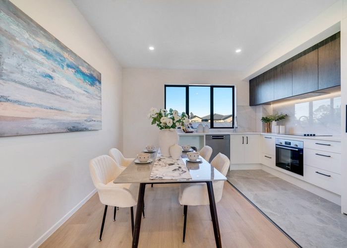  at 32 Tiraumea Drive, Pakuranga, Manukau City, Auckland