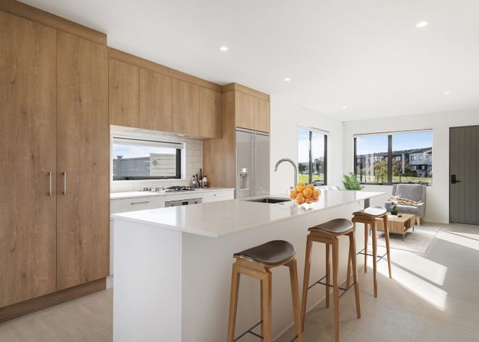  at 10 Pohorama Lane, Conifer Grove, Papakura, Auckland