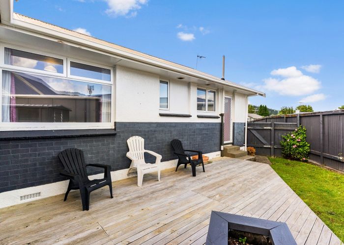  at 7A Sequoia Place, Maoribank, Upper Hutt, Wellington