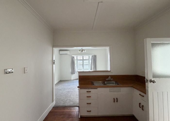  at 2/44 Northland Road, Northland, Wellington, Wellington