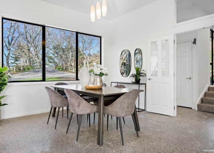  at 385 Bawden Road, Albany