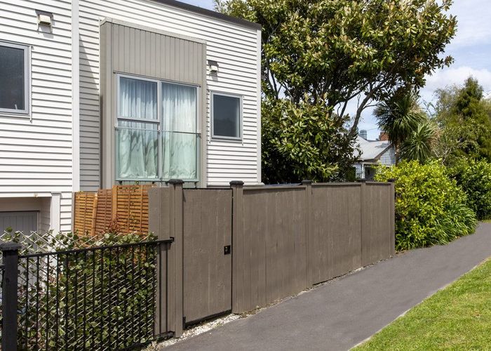  at 4/45 Methuen Road, New Windsor, Auckland City, Auckland