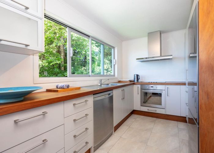  at 101 Cornwallis Road, Cornwallis, Waitakere City, Auckland