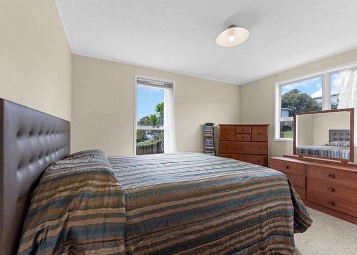 at 51 Cedar Heights Avenue, Massey, Auckland