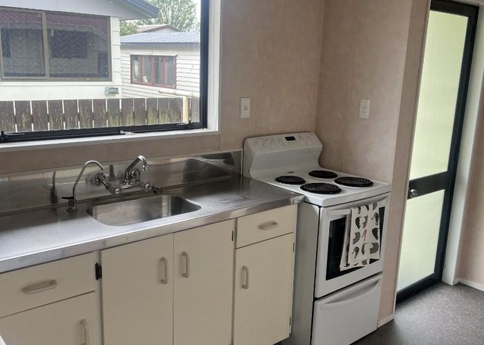  at 19 Rigter Place, Enderley, Hamilton