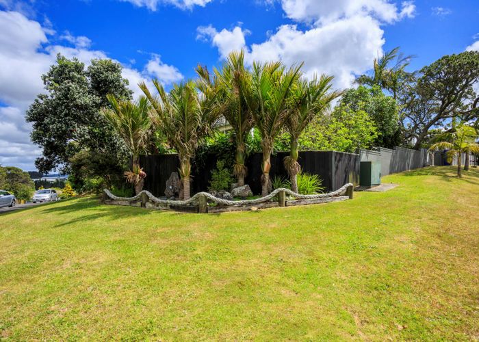  at 312 Sunset Road, Windsor Park, Auckland