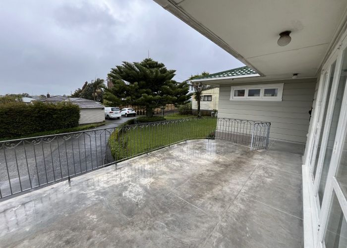  at 28 McFadzean Drive, Blockhouse Bay, Auckland City, Auckland