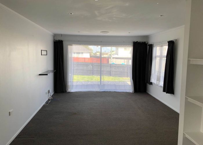  at 27 Orchard Rise, Papakura, Papakura, Auckland