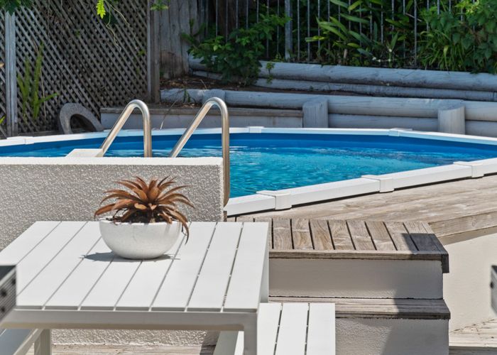  at 31 Noeleen Street, Glenfield, North Shore City, Auckland