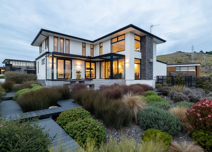  at 9 Parkridge Place, Mount Pleasant, Christchurch City, Canterbury