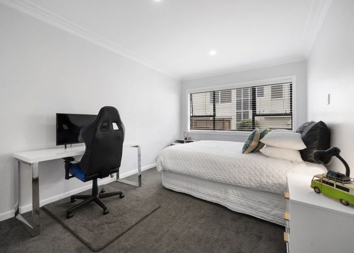  at 2/47 Clovelly Road, Bucklands Beach, Auckland