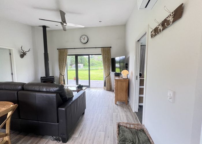  at 67 Whitemans Valley Rd, Whitemans Valley, Upper Hutt, Wellington