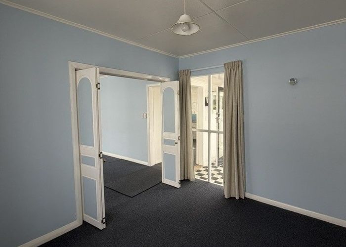  at 130a Main Road South, Raumati Beach, Kapiti Coast, Wellington