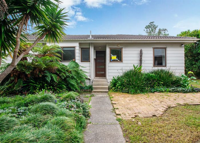  at 42 Arodella Crescent, Ranui, Auckland