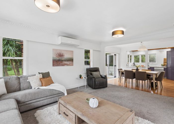  at 237 Woodlands Park Road, Titirangi, Auckland