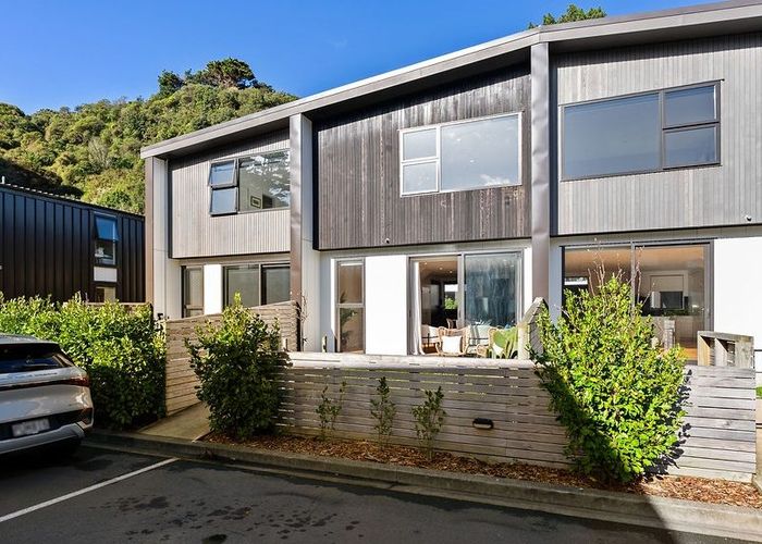  at 22 Rua Kai Way, Brooklyn, Wellington
