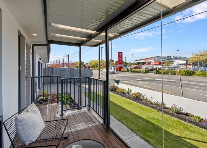  at 2/99 Wilsons Road South, Saint Martins, Christchurch