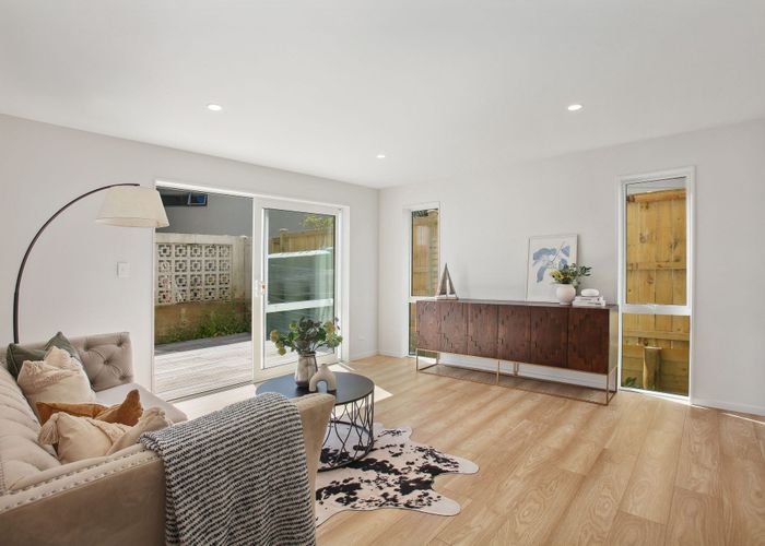  at 37C Sorrel Crescent, Bucklands Beach, Manukau City, Auckland