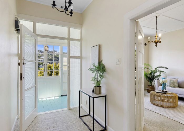  at 22 Waikato Street, Island Bay, Wellington