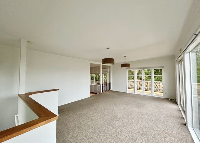  at 706 East Coast Road, Pinehill, North Shore City, Auckland