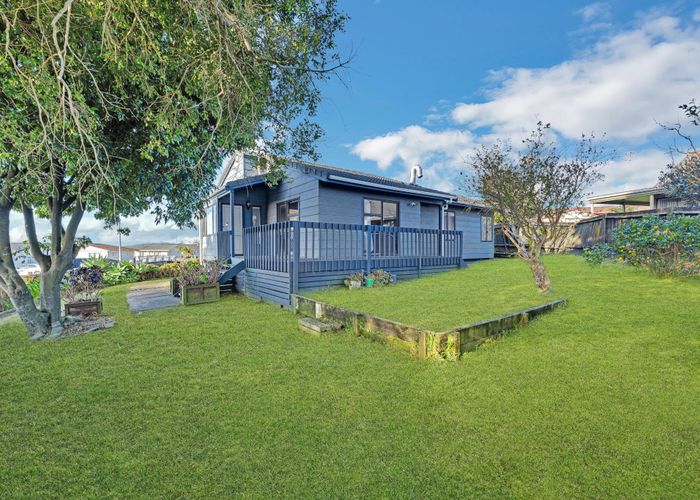  at 16 Greenstone Place, Clover Park, Manukau City, Auckland