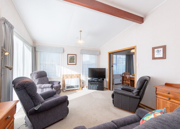  at 1 Lilac Lane, Maungaraki, Lower Hutt, Wellington