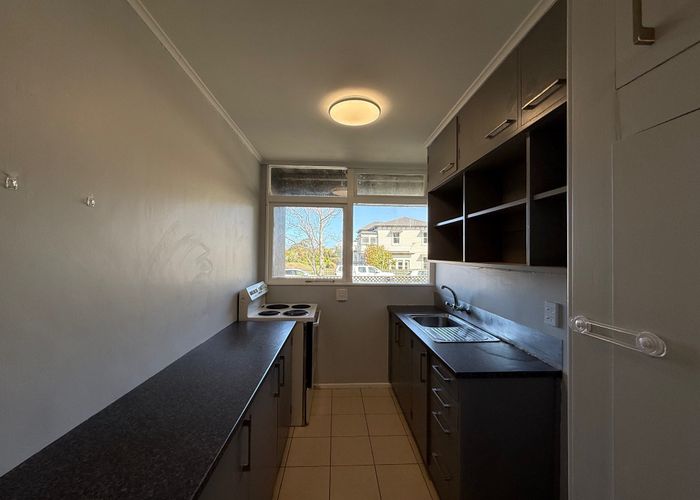  at 2/1 Bridge Street, Melling, Lower Hutt, Wellington