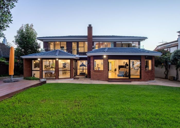  at 18 Red Bluff Rise, Campbells Bay, Auckland