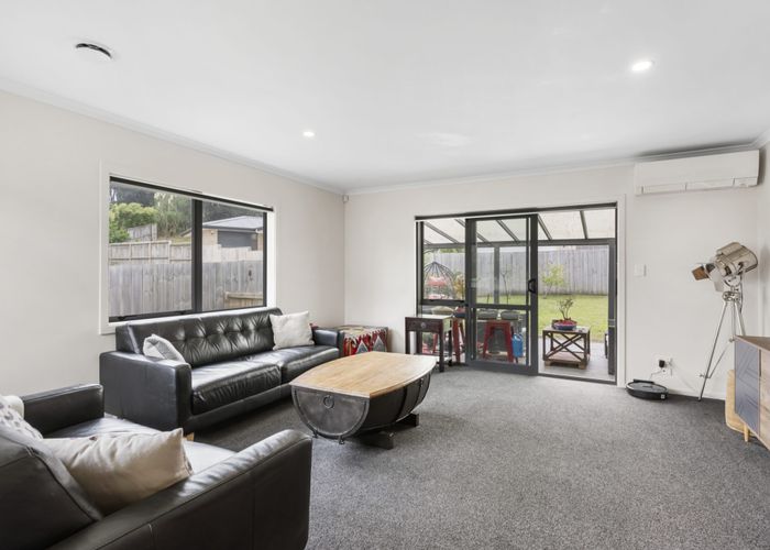  at 5 Trosk Place, Waiuku