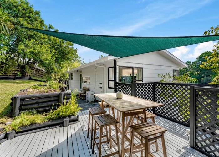  at 14 Awaruku Road, Torbay, Auckland