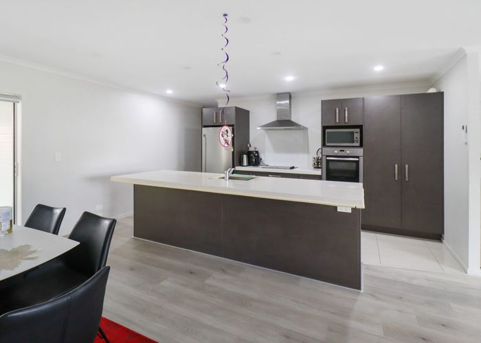  at 90 Popokatea Drive, Takanini, Papakura, Auckland