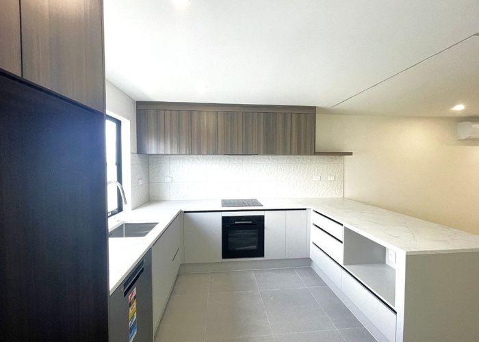  at 3/26 Huapai Street, Onehunga, Auckland City, Auckland