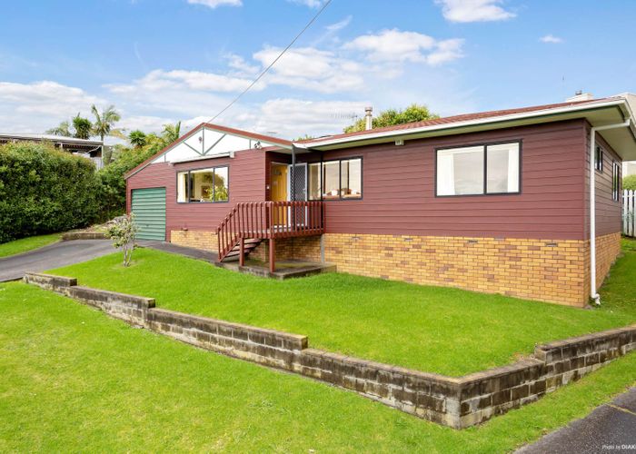  at 2B AORANGI PL, Birkenhead, Auckland