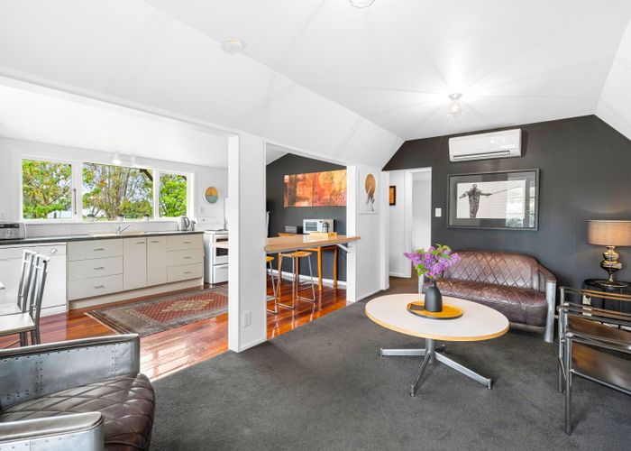  at 1520 State Highway 2, Featherston