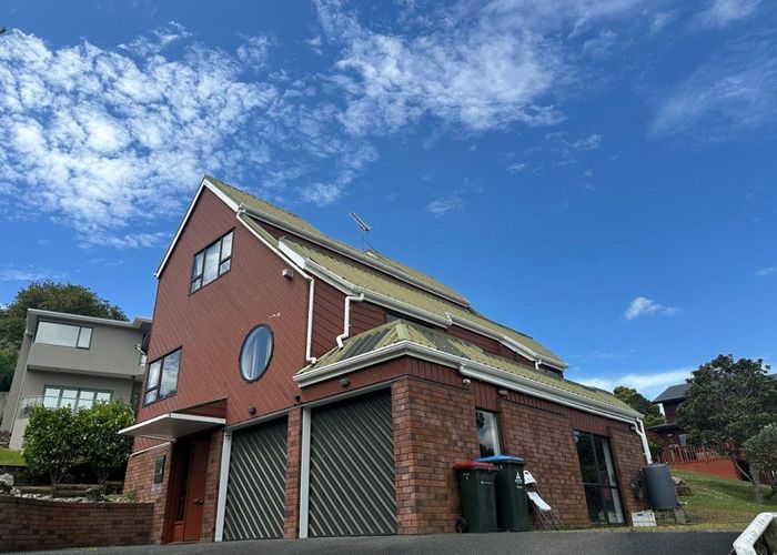  at 9 Eleanor Place, Blockhouse Bay, Auckland