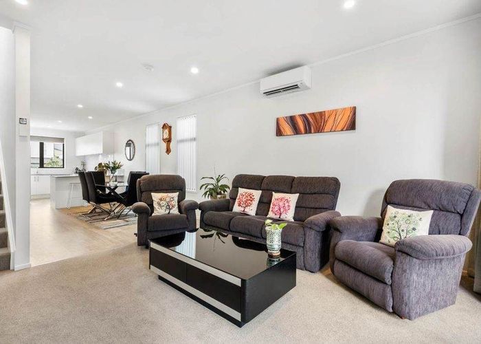  at 22 Fenchurch Street, Glen Innes, Auckland